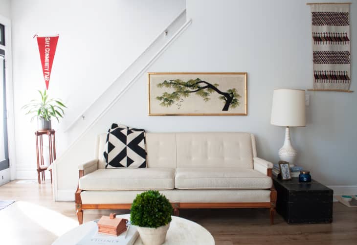Modern hotsell apartment couch